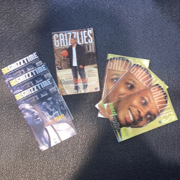 🏀 Seven Memphis Grizzlies Early 2000’s Game Booklets Vintage + Rare 🏀 - Picture 1 of 9